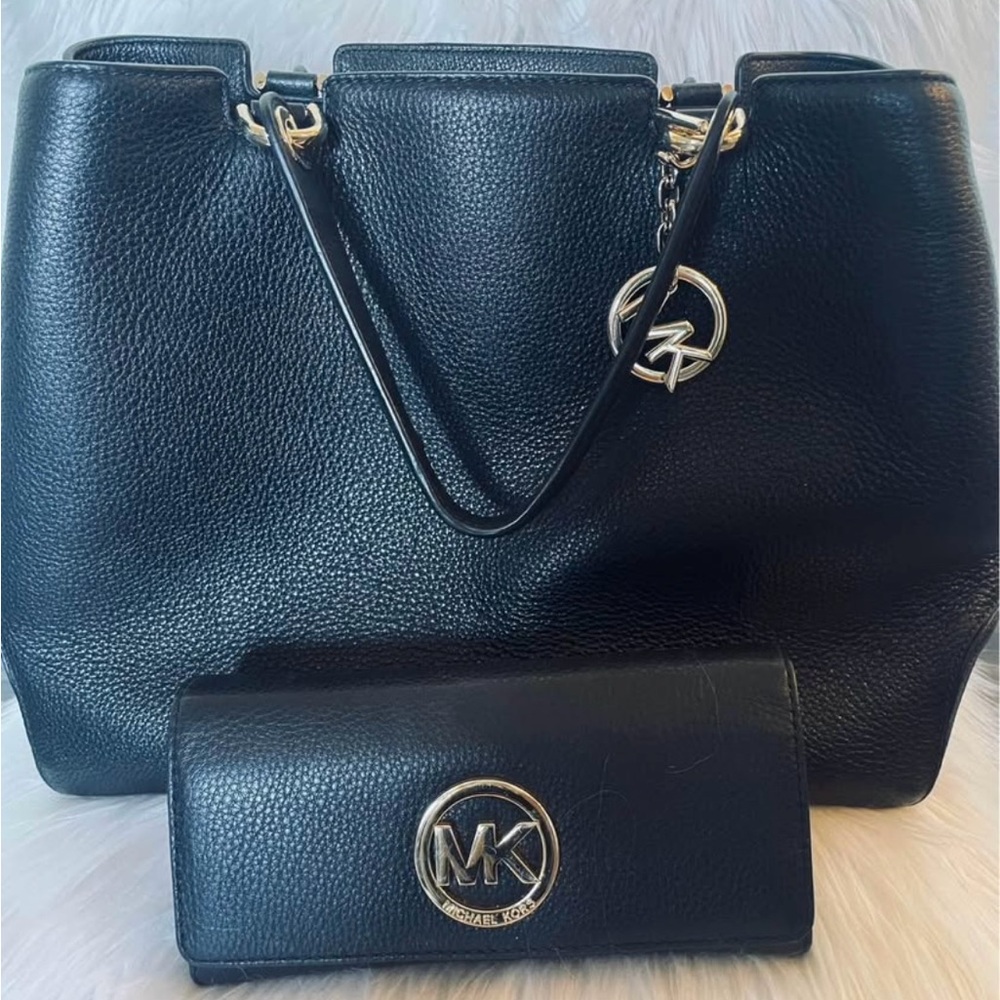 Michael Kors Black Leather Tote and Wallet Set
